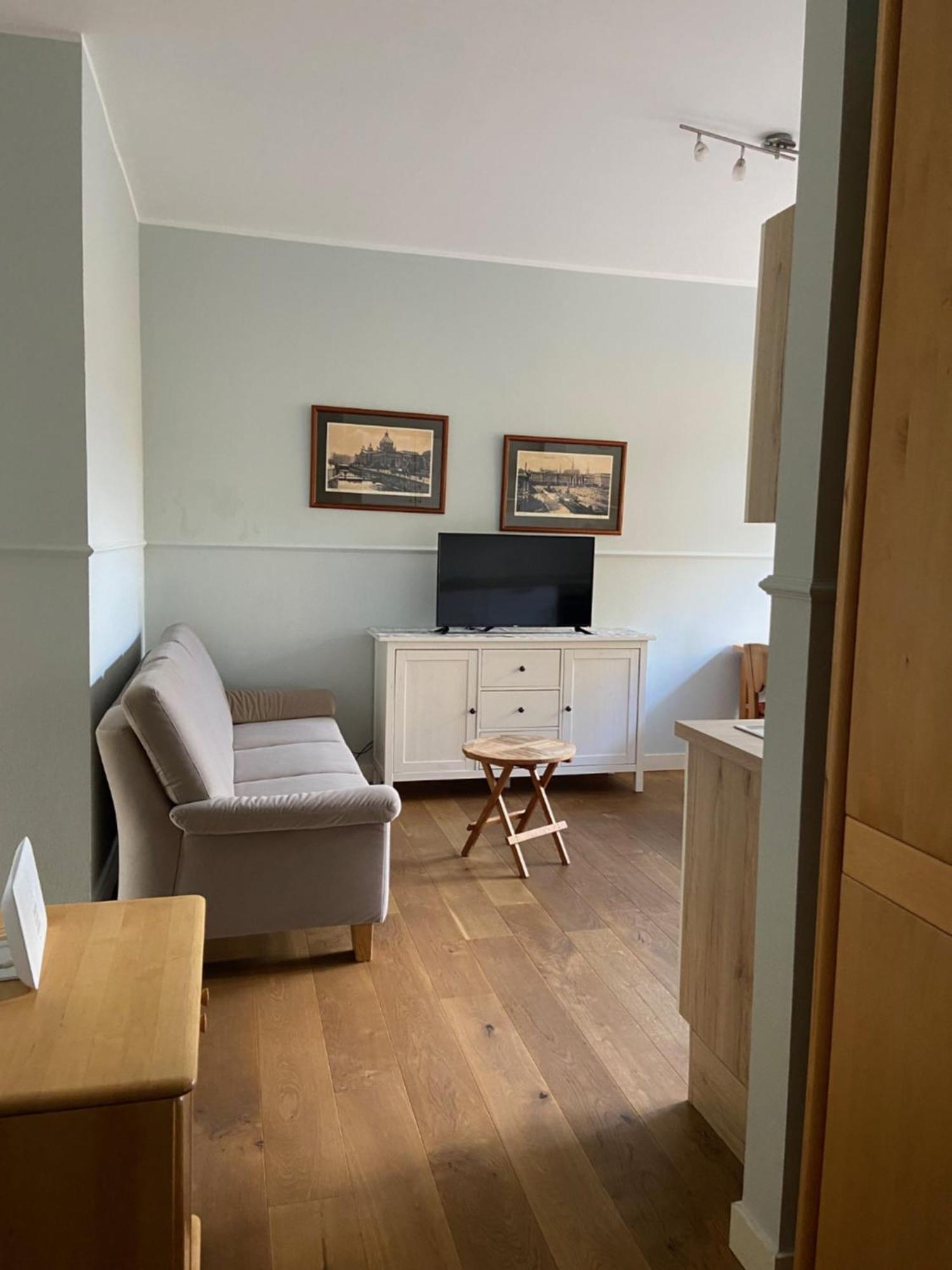 Fewo Mit 2 Schlafzimmern, Wohnkueche, Terrasse Bonn Exteriér fotografie