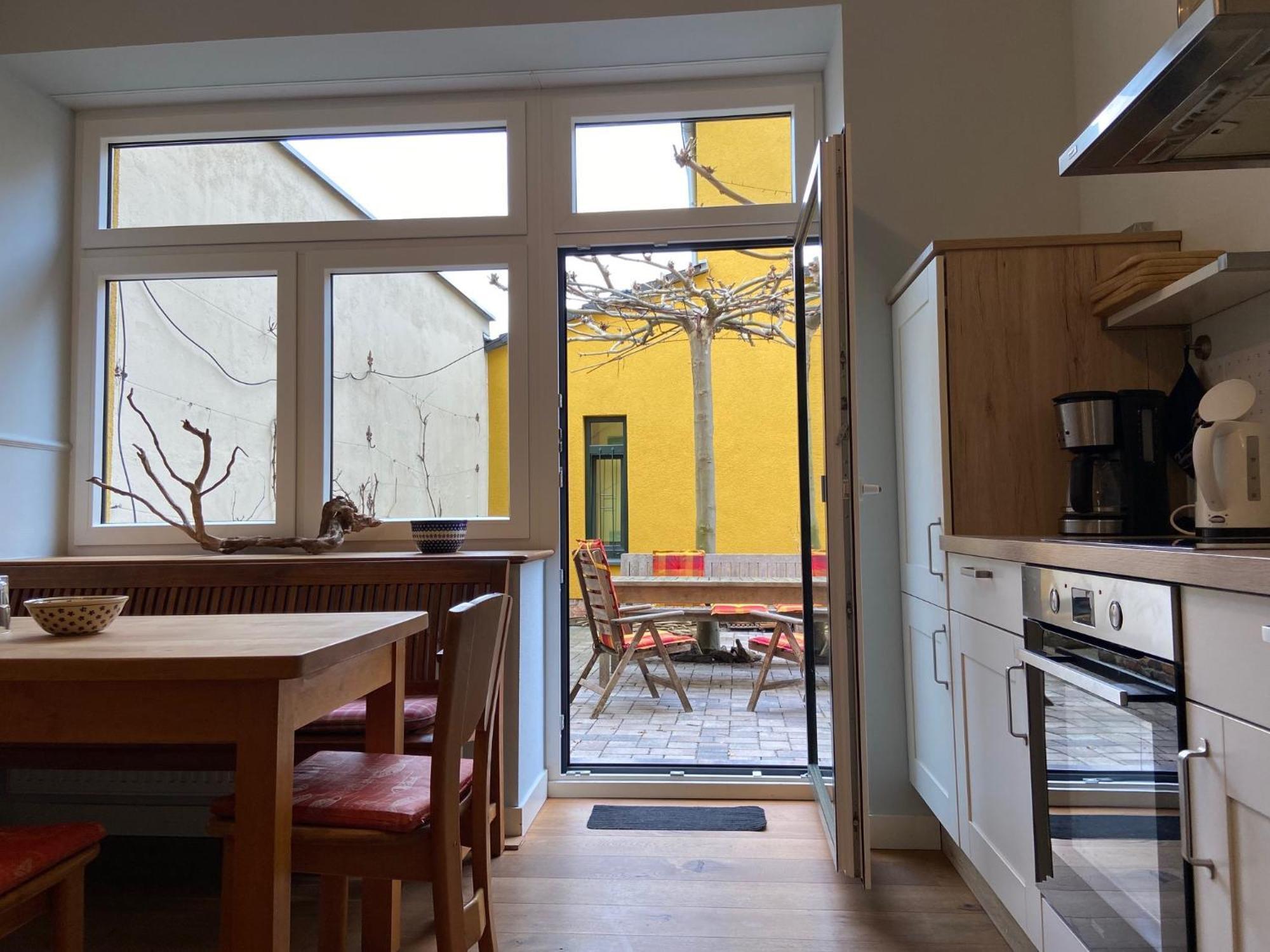 Fewo Mit 2 Schlafzimmern, Wohnkueche, Terrasse Bonn Exteriér fotografie