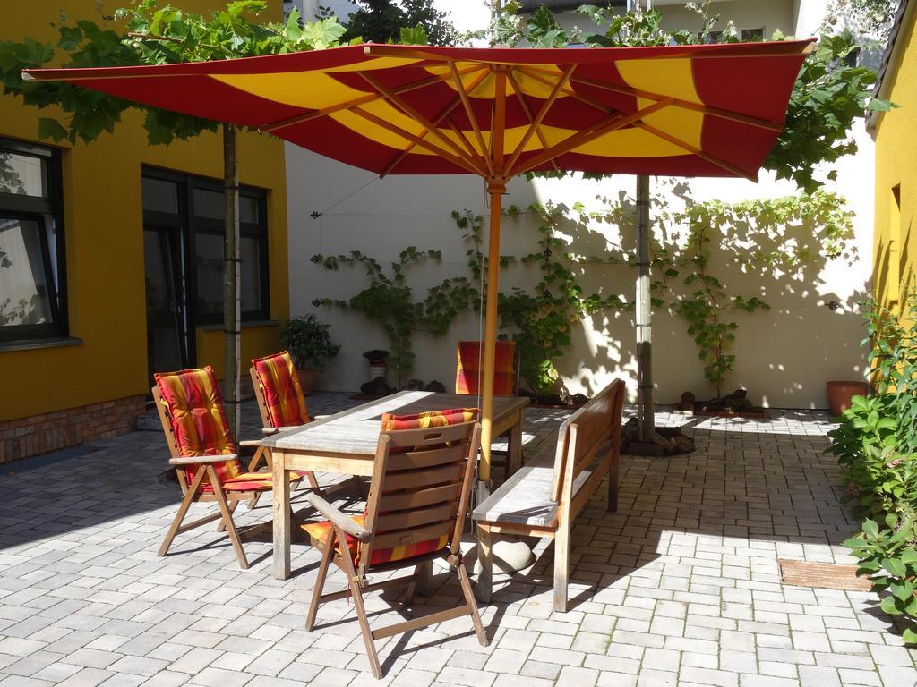 Fewo Mit 2 Schlafzimmern, Wohnkueche, Terrasse Bonn Exteriér fotografie
